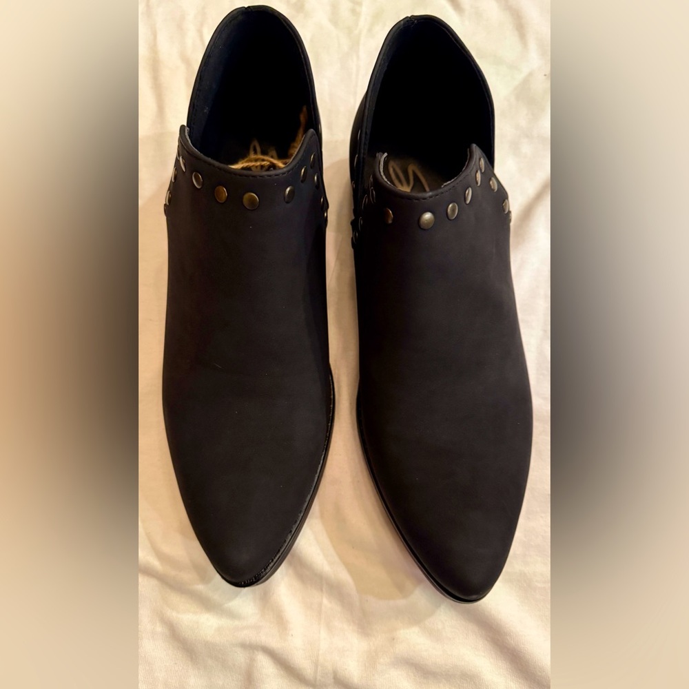 Seven 7 Ankle Studded Black Nubuck Leather Slip On Boot | Sz 10